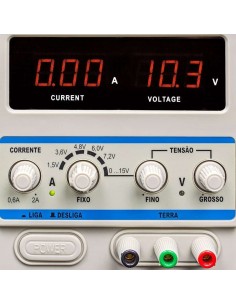 Fonte de Alimentação Digital 15V 2A - IP152D 2